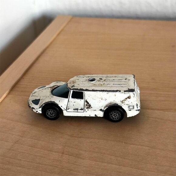 Vintage 70s Corgi Juniors Healer Wheeler Die Cast Ambulance Car White - Picture 5 of 6